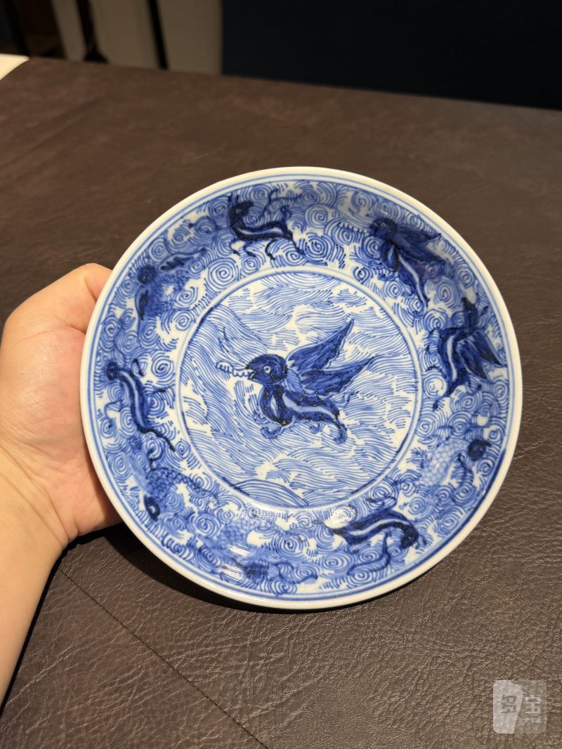 清康熙 仿宣德青花海水瑞兽纹盘 - 图5